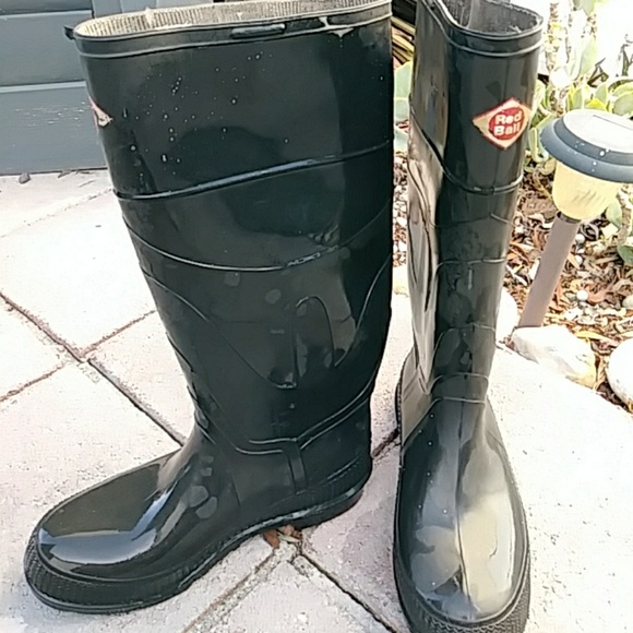 red ball insulated boots